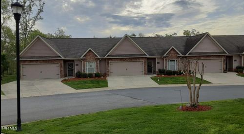 405-405 Coldwater Dr, Johnson City, TN, 37601-3296 | Card Image