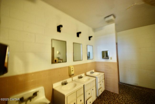 20 Vann Dr, Home with 0 bedrooms, 0 bathrooms and 30 parking in Jackson TN | Image 13