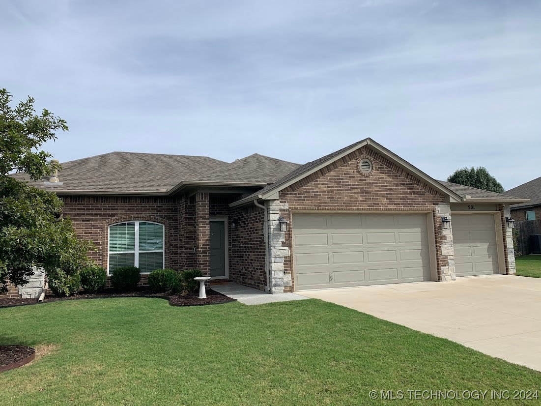 49th Pl, Broken Arrow, OK 74014