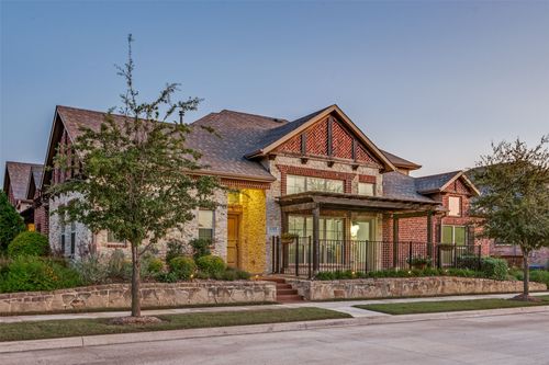 4305 Hurricane Creek Trl, Arlington, TX, 76005-1279 | Card Image