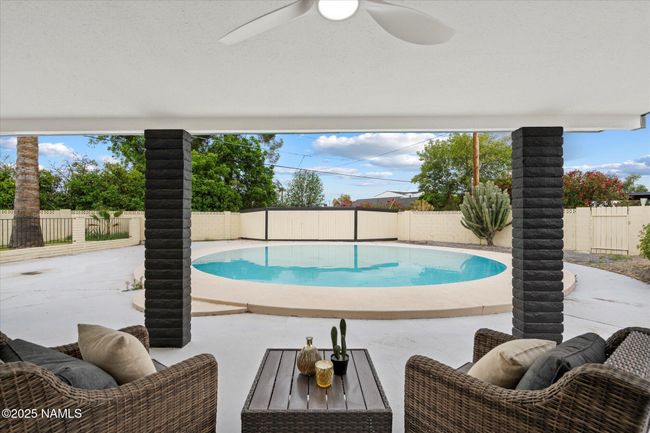 Outdoor patio with ceiling fan | Image 4