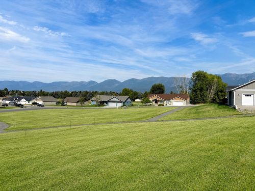 205 Shawnee Ln, Polson, MT, 59860-7215 | Card Image