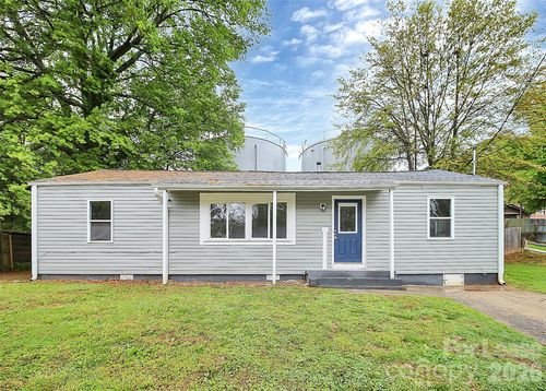315 S Ransom St, Gastonia, NC, 28052-3925 | Card Image