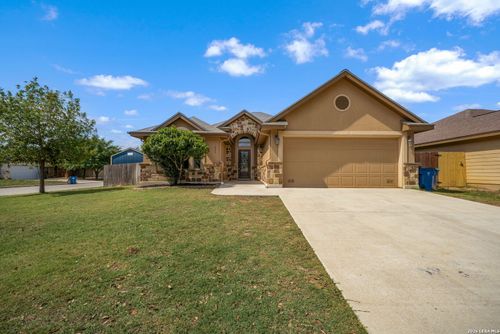 1835 Lost Trl, Pleasanton, TX, 78064-1931 | Card Image