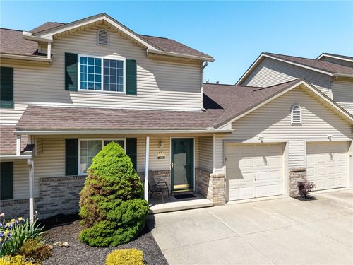 808 Doty Dr, Wadsworth, OH, 44281-1684 | Card Image