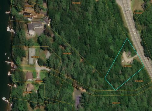 1042 Roosevelt Trail, Windham, ME, 04062 | Card Image