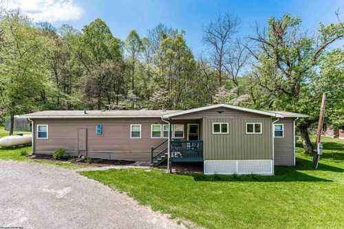 134 Levels Rd, Fairmont, WV, 26554-8324 | Card Image