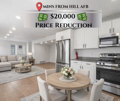 70 E Weekes Way, Clearfield, UT, 84015-2794 | Card Image