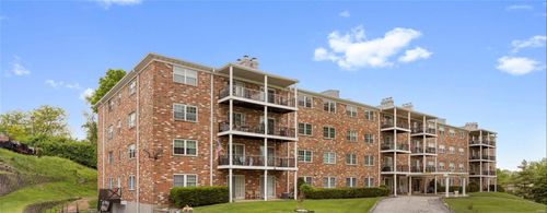 apt-c12-3107 Garnette Dr, Bridgeton, MO, 63044-3148 | Card Image