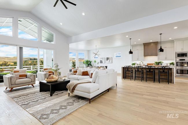 9276 W Sooty Grouse Ct, House other with 3 bedrooms, 3 bathrooms and 3 parking in Boise ID | Image 8