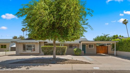 8213 E Whitton Ave, Scottsdale, AZ, 85251-5823 | Card Image