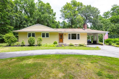 18 Alexander Blvd, Poughkeepsie, NY, 12603-5804 | Card Image