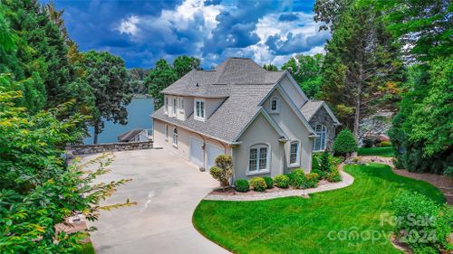 1563 Calls Lodge Ct, Morganton, NC, 28655-9574 | Card Image