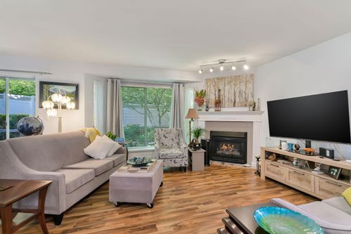 38-22740 116 Ave, Maple Ridge, BC, V2X2X7 | Card Image
