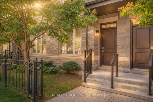 6-225 S Park Rd, Thornhill, ON, L3T0B6 | Card Image
