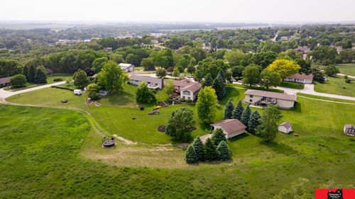 908 5th St, Wisner, NE, 68791-2124 | Card Image