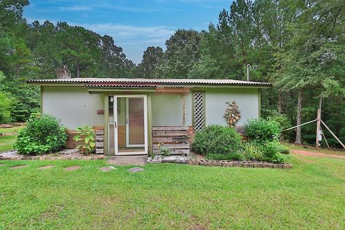 25 Elizabeth Dr, Senoia, GA, 30276-2524 | Card Image