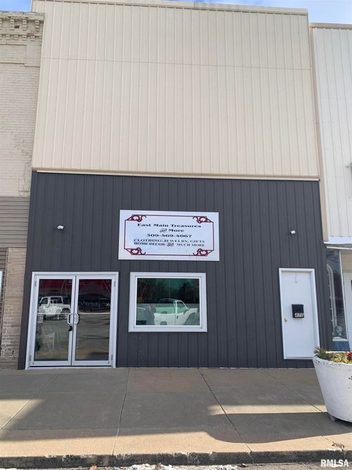 470 E Main St, Bushnell, IL, 61422-1339 | Card Image