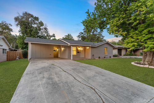 307 Dawnridge Dr, San Antonio, TX, 78213-3107 | Card Image