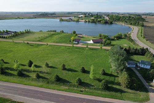 2 Summit Ln, Hadley, MN, 56151-1090 | Card Image