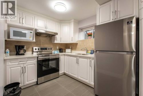 100 E 48th Ave, Vancouver, BC, V5W | Card Image