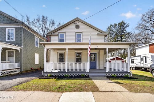 35 Lake St, Stillwater, NY, 12170-1141 | Card Image