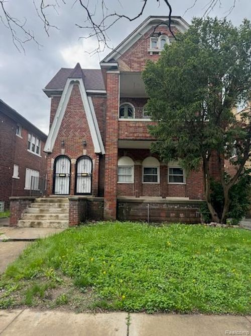 3267 Webb St, Detroit, MI, 48206-1451 | Card Image
