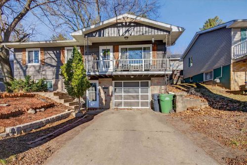 920 5th Ave N Avenue N, Clinton, IA, 52732 | Card Image