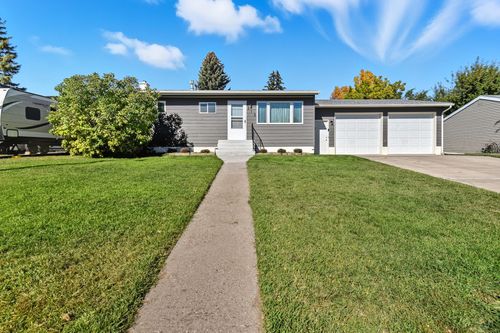 313 22nd Ave Nw, Great Falls, MT, 59404-1468 | Card Image