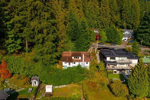 1195 Dempsey Rd, North Vancouver, BC, V7K1S4 | Card Image