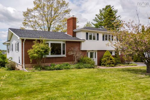 46 Kent Avenue, Wolfville, NS, B4P1V1 | Card Image