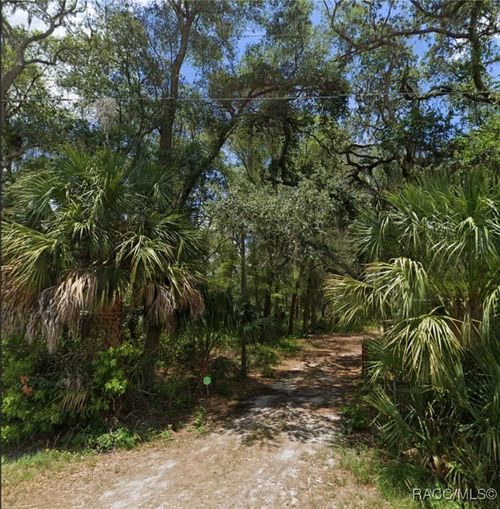 4523 E Harvard Dr, Hernando, FL, 34442-3452 | Card Image