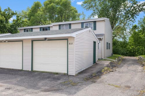 107-832 Woodgate Dr, Vadnais Heights, MN, 55127-3677 | Card Image