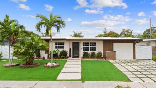 1895 Violet Ave, West Palm Beach, FL, 33415-6347 | Card Image