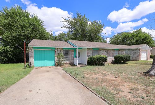 715 Sun Valley Dr, Duncanville, TX, 75116-2458 | Card Image