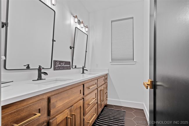 1013 Prairie View Rd, House other with 3 bedrooms, 2 bathrooms and null parking in Ardmore OK | Image 31