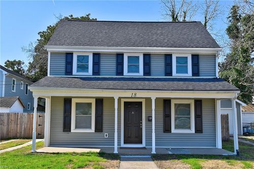 18 Bainbridge Ave, Portsmouth, VA, 23702-2129 | Card Image