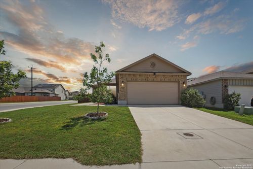 4522 Heathers Cross, Saint Hedwig, TX, 78152-4404 | Card Image