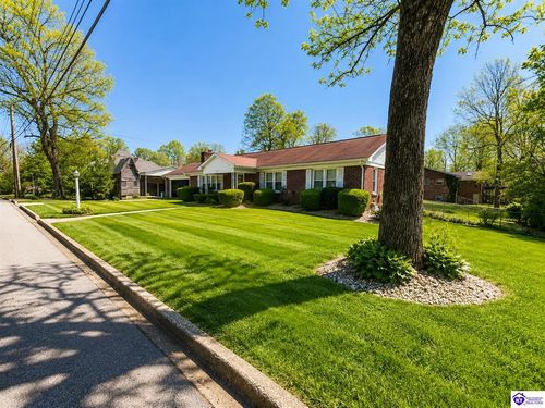 633 Cherry Wood Dr, Elizabethtown, KY, 42701-2853 | Card Image