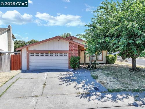 302 Lisa Ct, Stockton, CA, 95210-2609 | Card Image