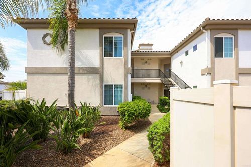 239-2724 Lake Pointe Dr, Spring Valley, CA, 91977-3493 | Card Image