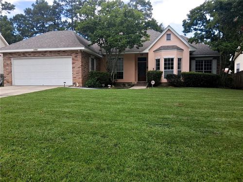 67061 Dolan St, Mandeville, LA, 70471-6917 | Card Image