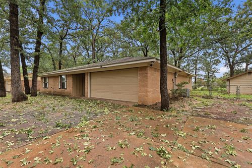 135 46th St Sw, Paris, TX, 75460-5292 | Card Image