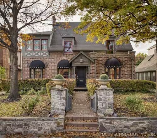 2252 S Troost Ave, Tulsa, OK, 74114-1348 | Card Image