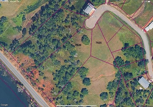 7620 Verna Way, Glenhaven, CA, 95443-8408 | Card Image