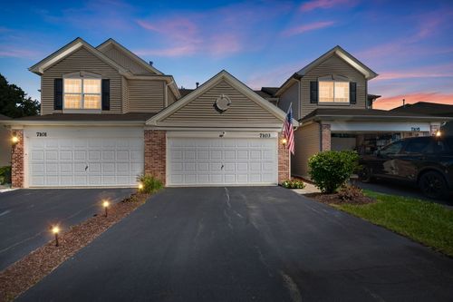 7103 Hidden Green Cir, Fox Lake, IL, 60020-1038 | Card Image