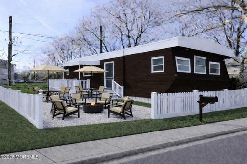 9 Monique Cir, Hazlet, NJ, 07730-1543 | Card Image