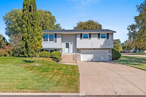 2221 Boardwalk Avenue, BELLEVUE, WI, 54311 | Card Image