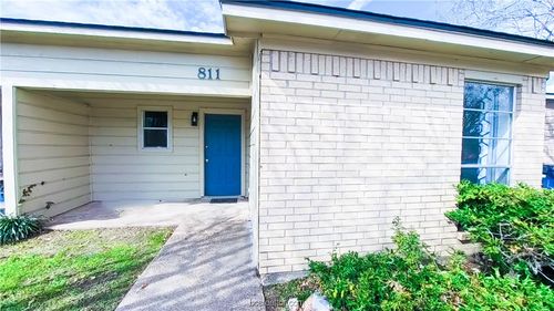 811 San Benito Dr, College Station, TX, 77845-6512 | Card Image