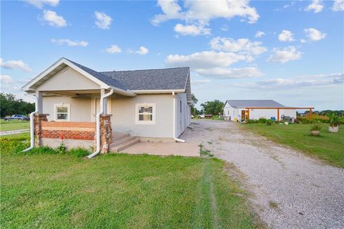 1448 Cr 5160, Coffeyville, KS, 67337-8302 | Card Image